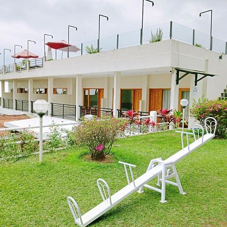 Hotel Pondok Asri Tawangmangu Exteriör bild