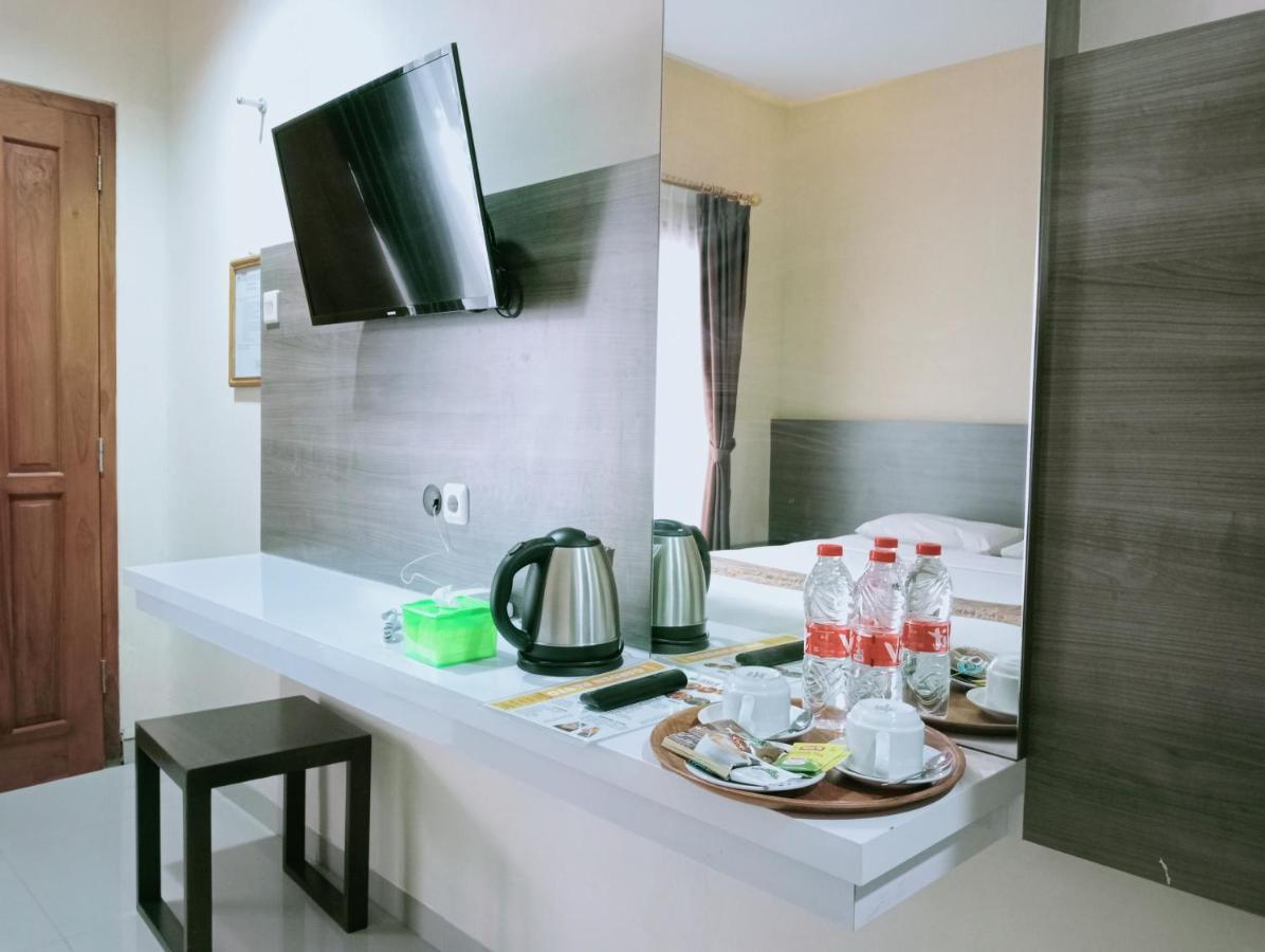 Hotel Pondok Asri Tawangmangu Exteriör bild