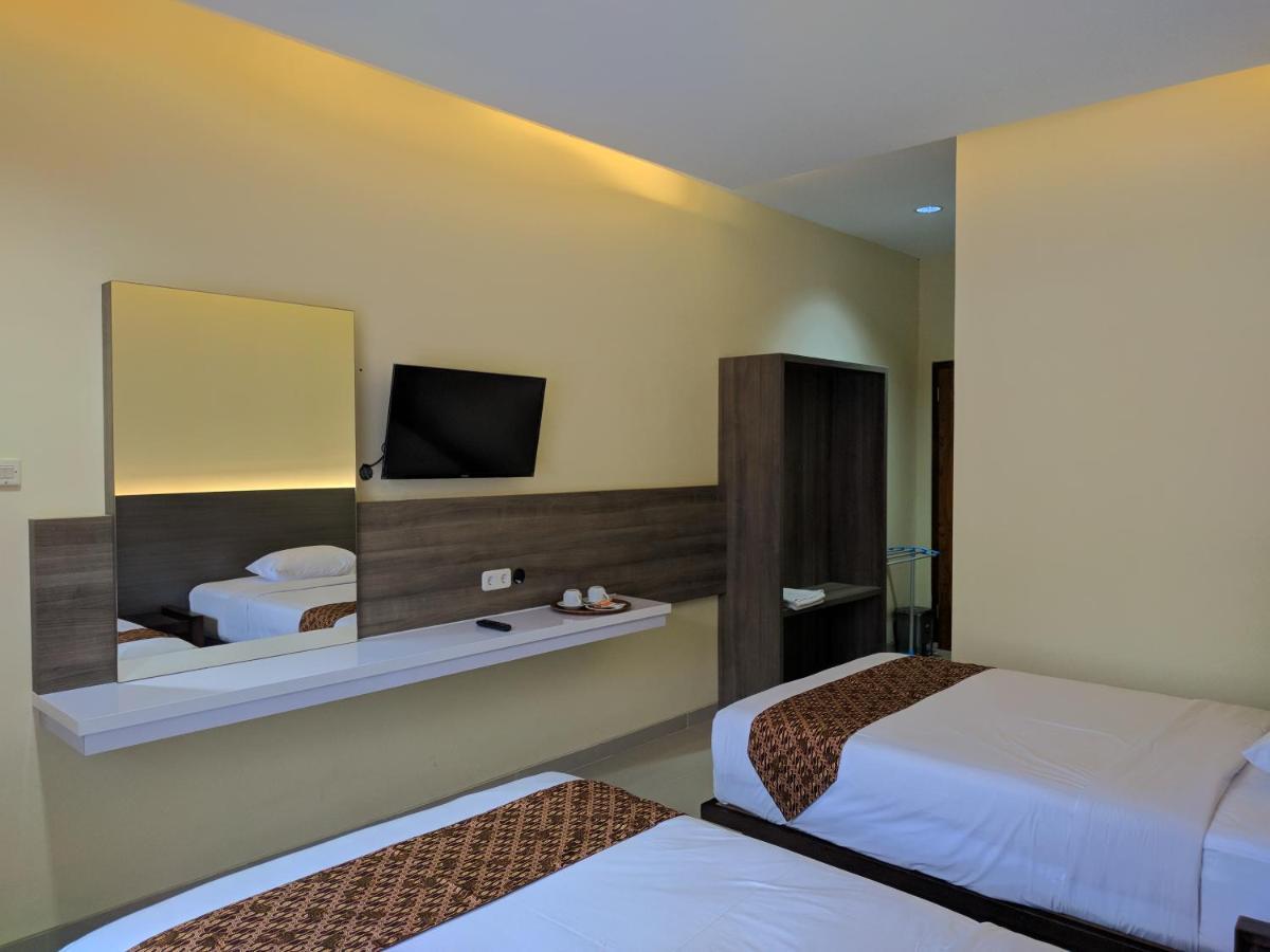 Hotel Pondok Asri Tawangmangu Exteriör bild