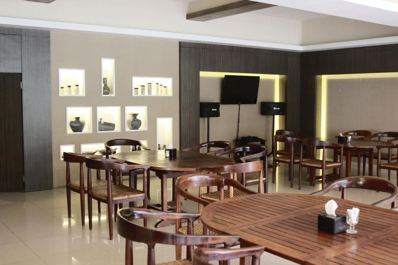 Hotel Pondok Asri Tawangmangu Exteriör bild