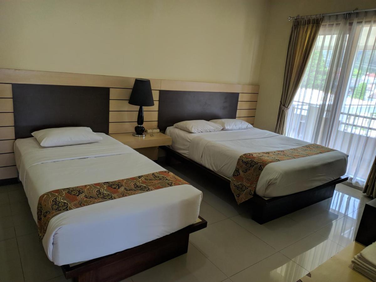 Hotel Pondok Asri Tawangmangu Exteriör bild
